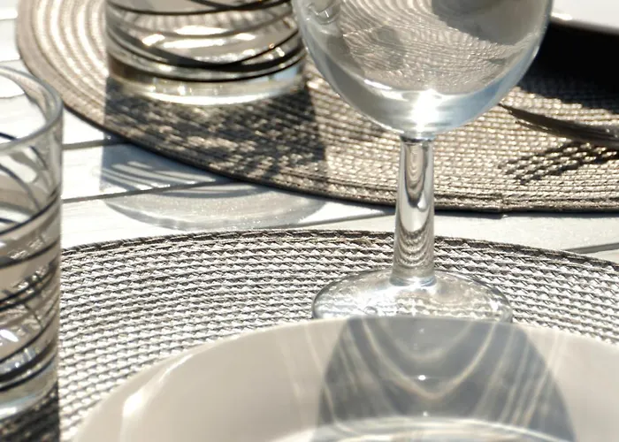 Chez Gochia Apartment *